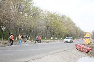 Ремонт дороги на улице Садовой в городе Аксае.