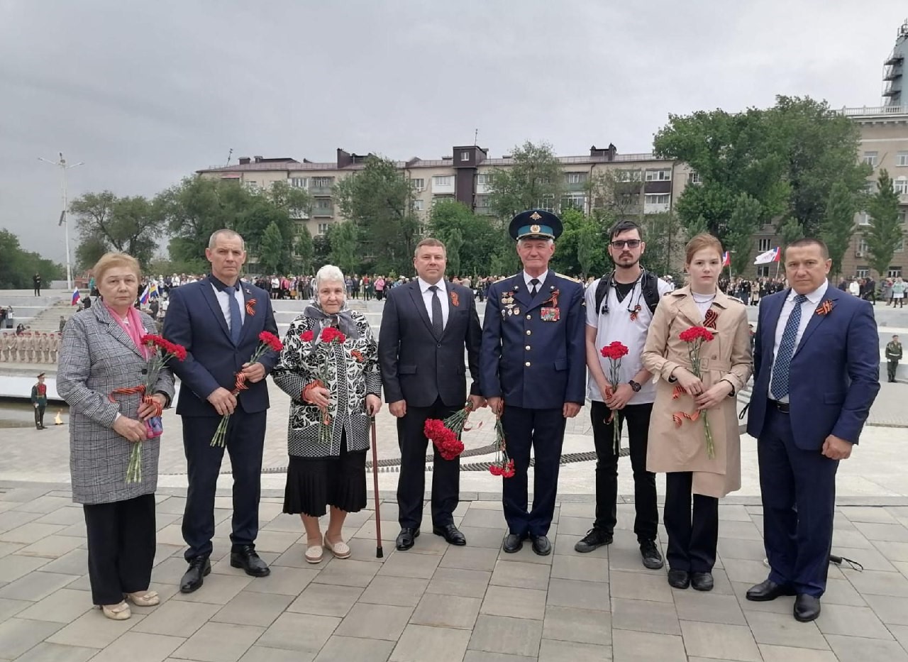 Делегация Аксайского района приняла участие в торжественных мероприятиях ко  Дню Победы в Ростове-на-Дону | Газета Победа Аксай